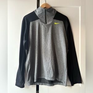 Nike Dri-Fit Men’s Black and Gray Quarter-Zip Pullover size Large
